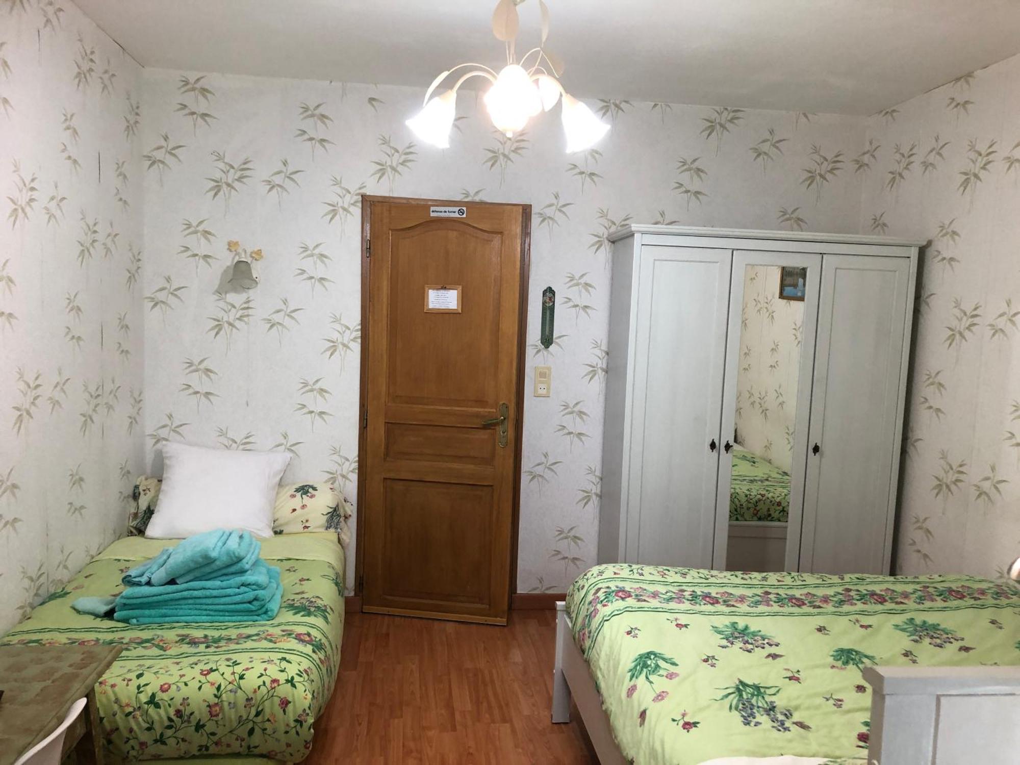 L'Eclipse Bed and Breakfast Saint-Nicolas-des-Motets Εξωτερικό φωτογραφία
