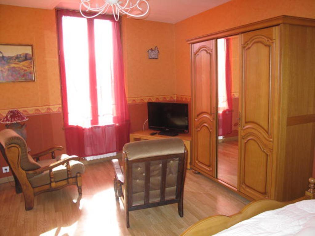 L'Eclipse Bed and Breakfast Saint-Nicolas-des-Motets Δωμάτιο φωτογραφία