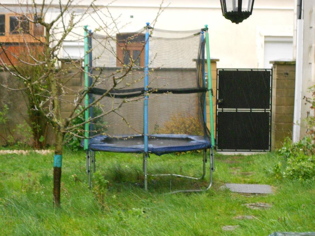 L'Eclipse Bed and Breakfast Saint-Nicolas-des-Motets Εξωτερικό φωτογραφία