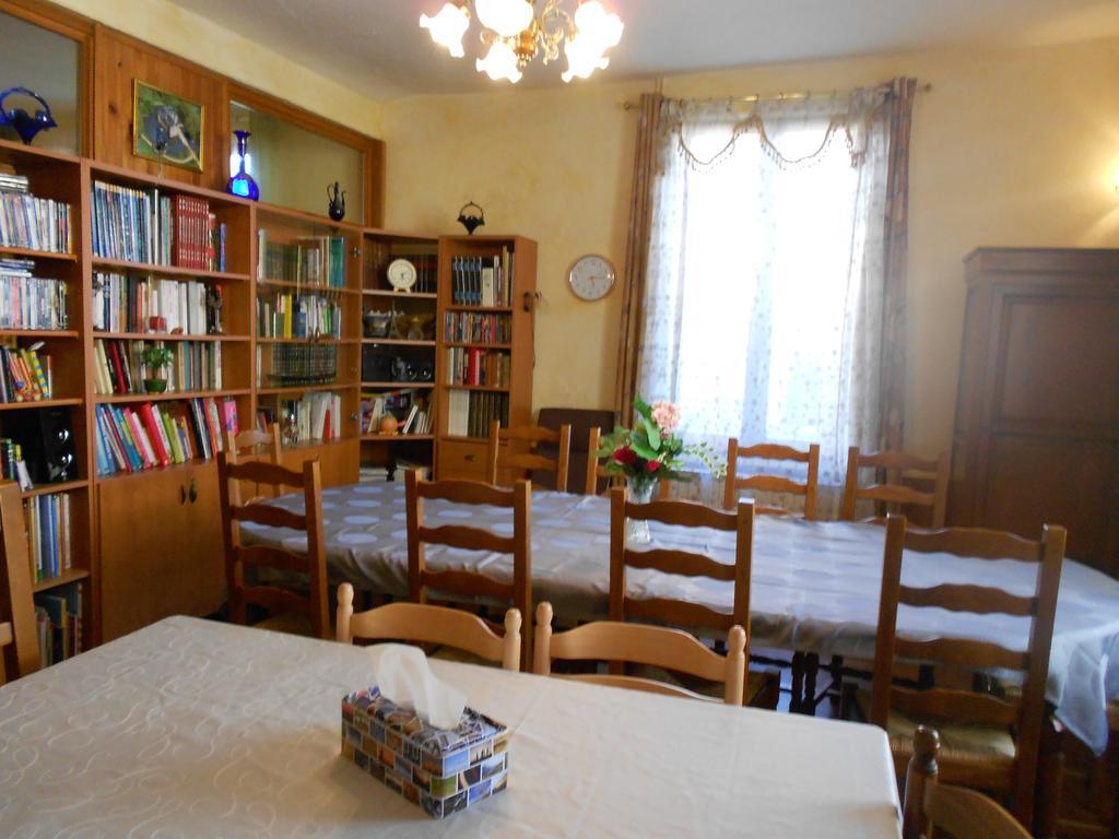 L'Eclipse Bed and Breakfast Saint-Nicolas-des-Motets Εξωτερικό φωτογραφία